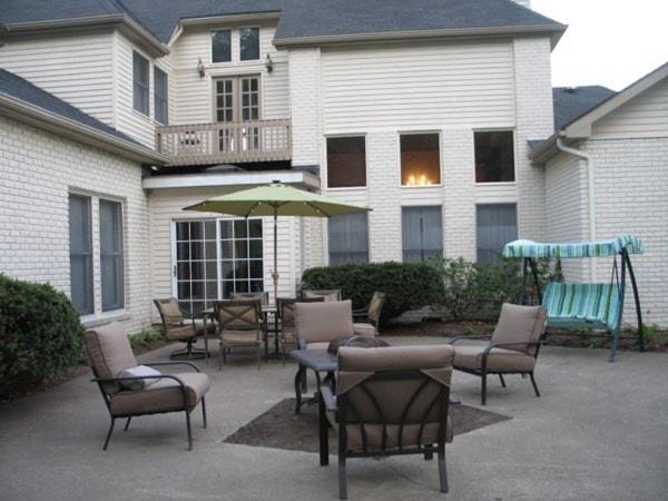 Spruce Hill Inn & Cottages Hotel in Ohio