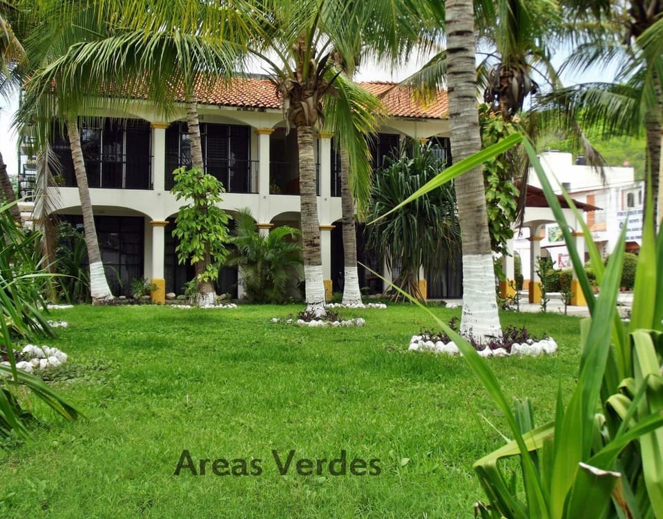 Hotel Arrecife Huatulco Plus Hotel in State of Oaxaca