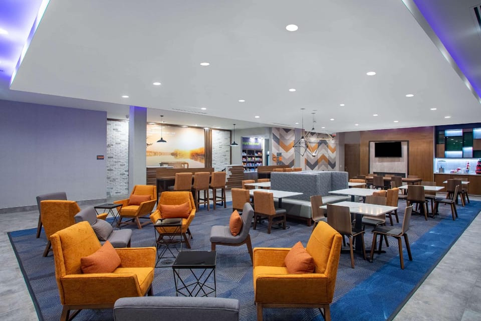 La Quinta Inn & Suites by Wyndham Oxford Hotel in Oxford