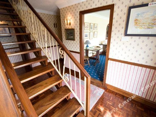 Villa de Porres Hotel in County Galway