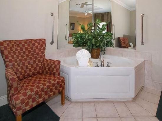 Comfort Inn at Founders Tower Hotel in Oklahoma City