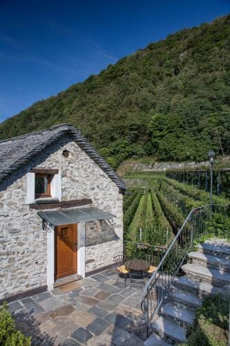 Fattoria l'Amorosa Hotel in Canton of Ticino