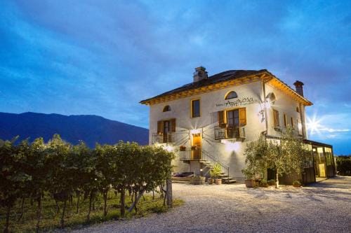 Fattoria l'Amorosa Hotel in Canton of Ticino
