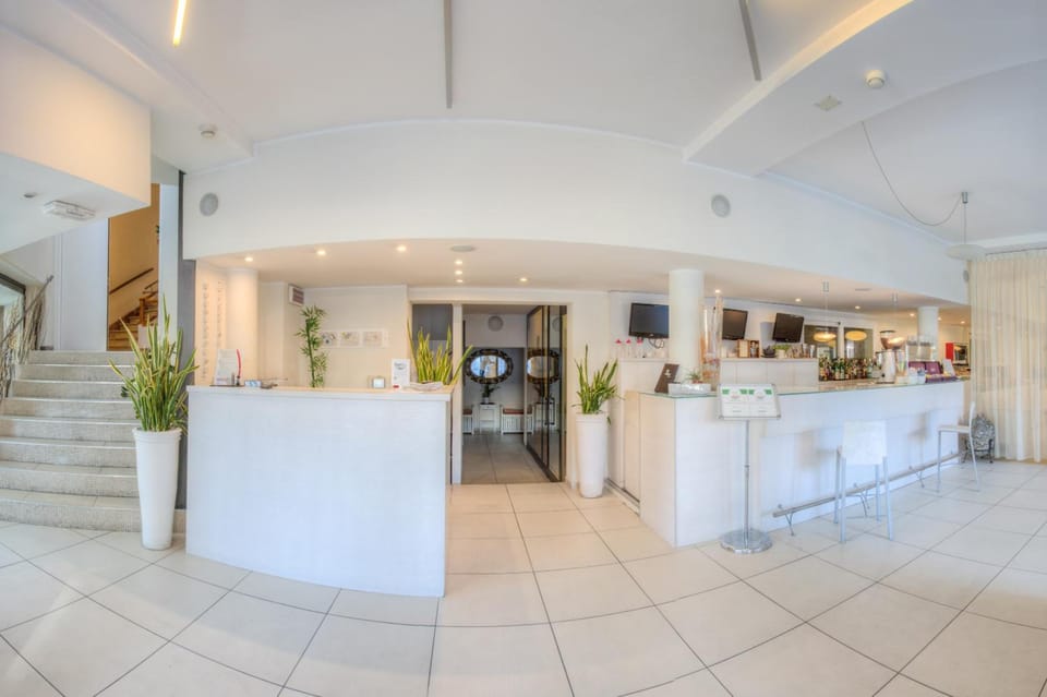 Ferretti Beach Hotel Hotel in Rimini