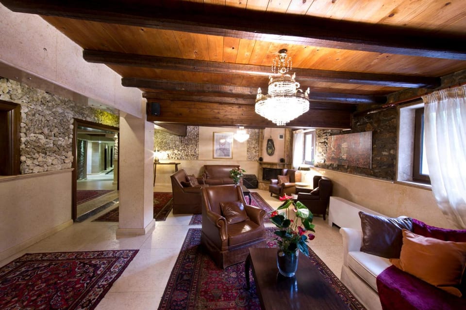 Chalet Lithos Hotel in Decentralized Administration of Macedonia and Thrace