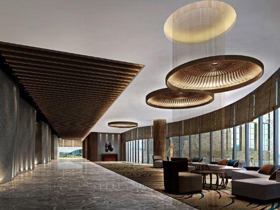 Bright Resort Hotel in Hangzhou