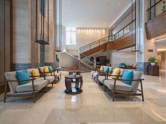 Bright Resort Hotel in Hangzhou