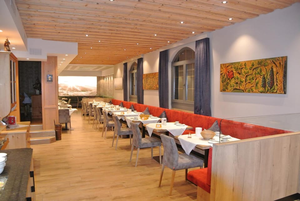 Gasthof Zum Stollhofer Inn in Tyrol