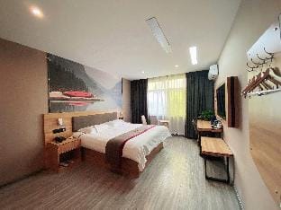 Thank Inn Hotel Jiangsu Xuzhou Pizhou Tushan Ancient Town Scenic Area Hotel in Jiangsu