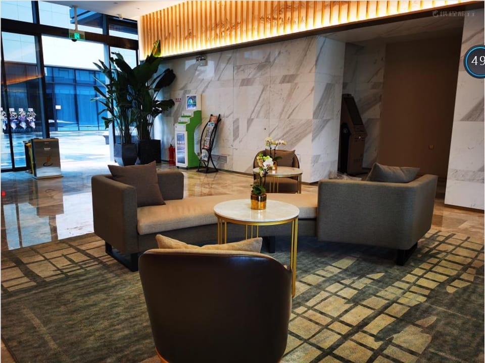 Upper Inn Hotel in Hangzhou
