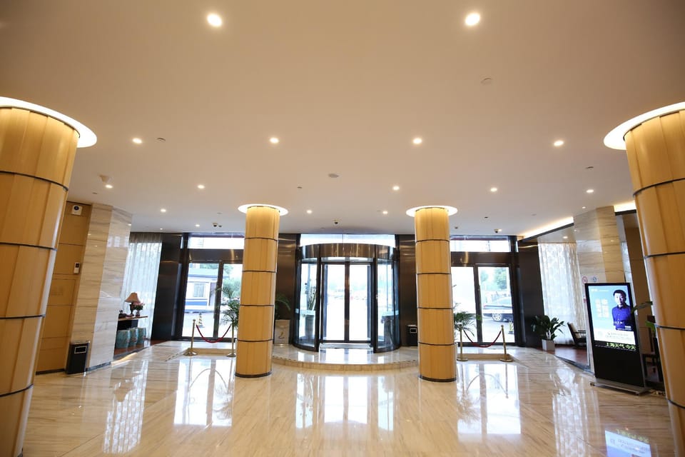 Rezen Select Coguanli Hotel Shanghai Hongqiao Hub International Exhibition Center Hotel in Shanghai