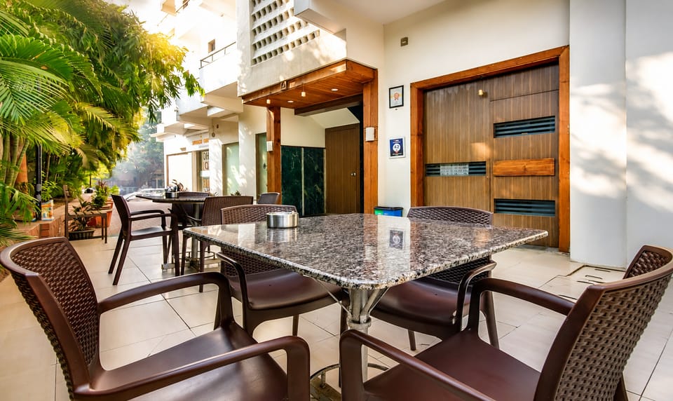 Hotel Hospice Near Surat Railway Station Hotel in Gujarat