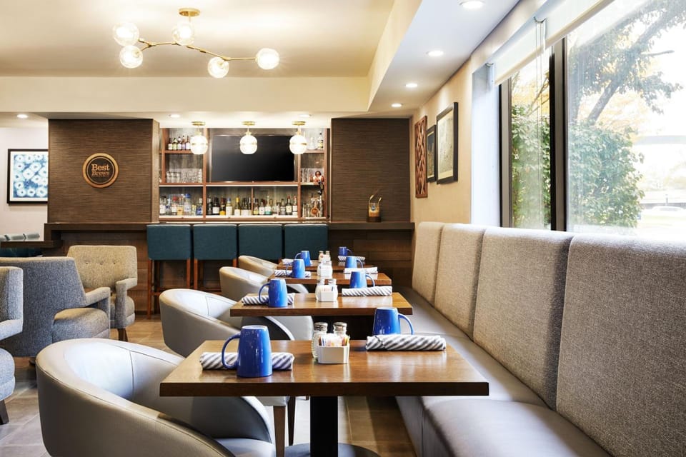 Four Points by Sheraton Chicago Westchester/Oak Brook Hotel in Hillside