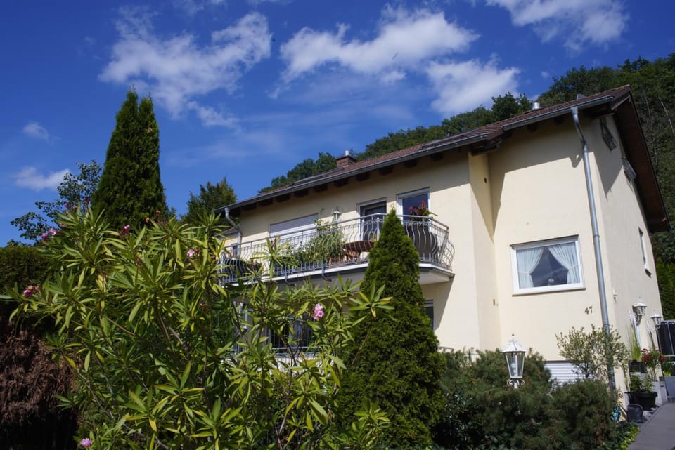 Ferienwohnung Ahrtalblick Hotel in Ahrweiler