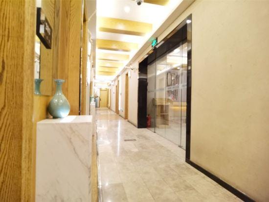 Easy Go Inn Hotel in Shanghai