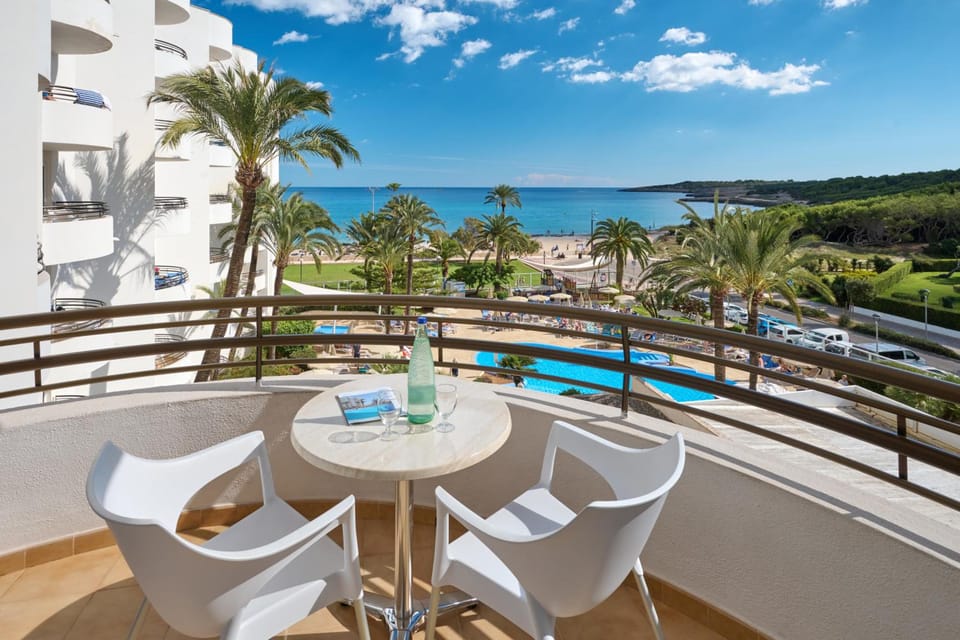 Hipotels Dunas Aparthotel Apartment hotel in Llevant