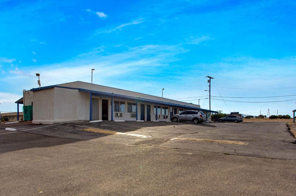 High Desert Inn Motel in Hesperia