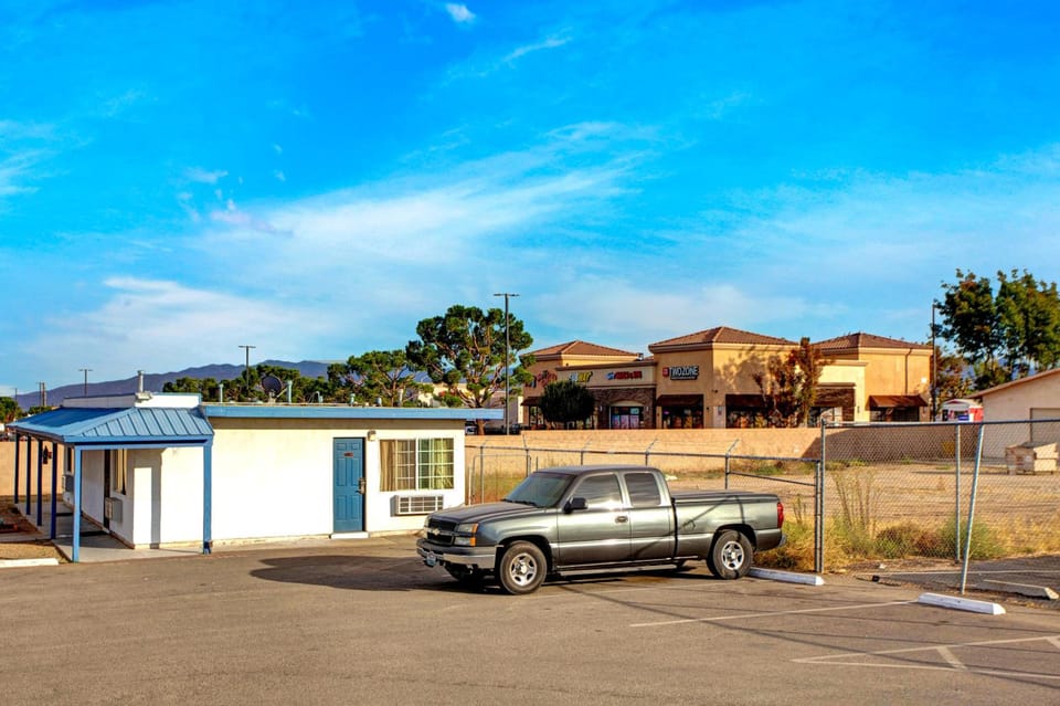 High Desert Inn Motel in Hesperia