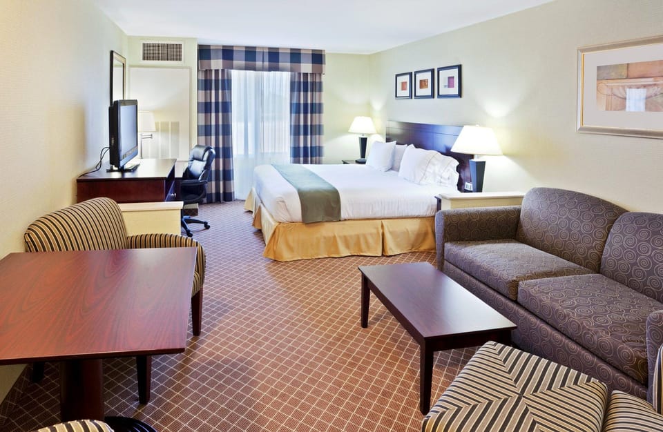 Suite room
