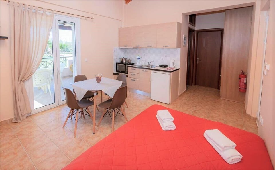 Lagouvardos Apartments Hotel in Messenia