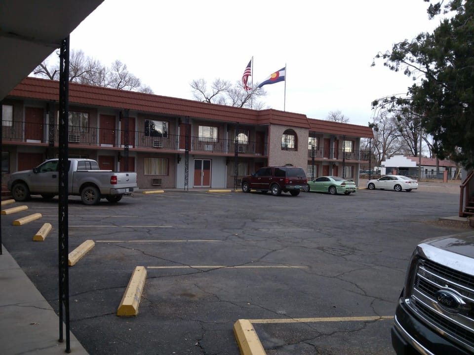 High Chaparral Inn Motel in Colorado