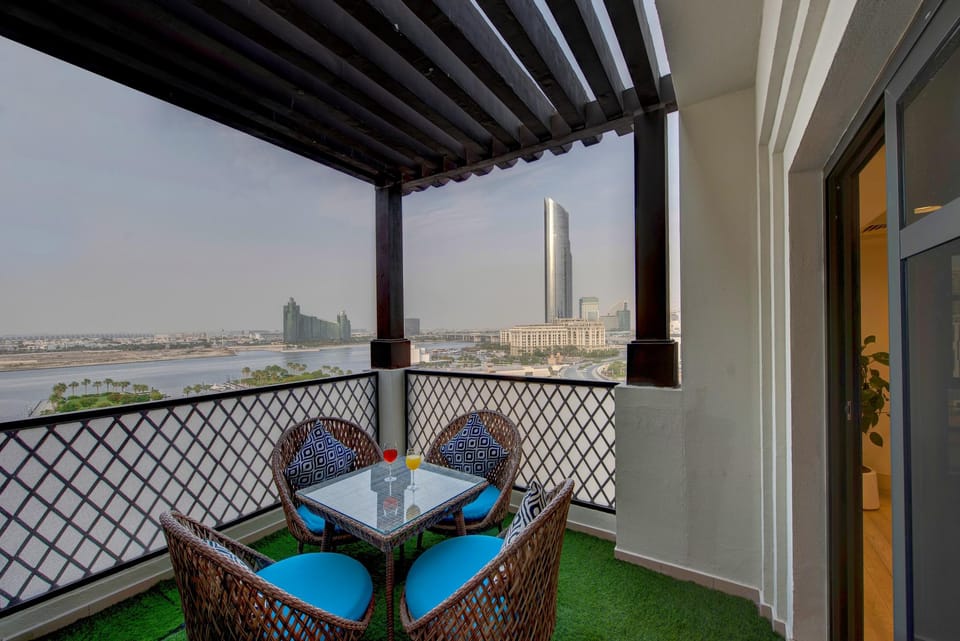 SUHA Creek, Waterfront Al Jaddaf Apartment hotel in Dubai