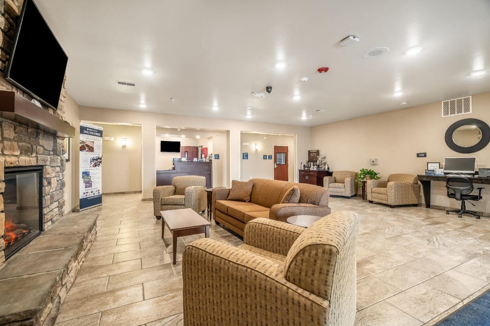 Cobblestone Inn & Suites - Brookville Hotel in Indiana