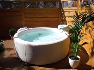 Hot tub