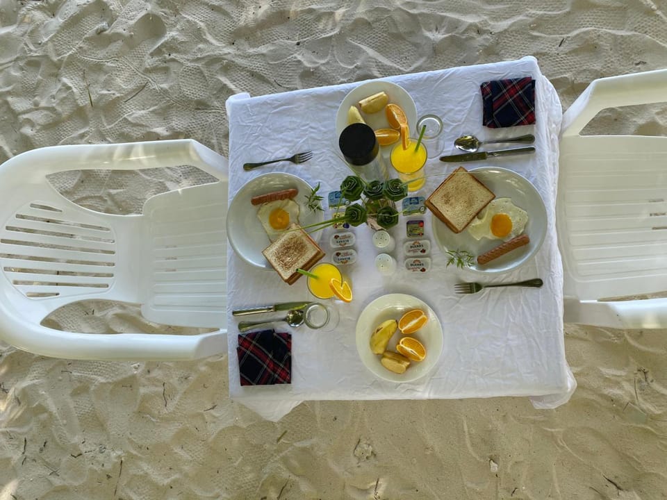 Mandhoo Inn Hotel in Maldives