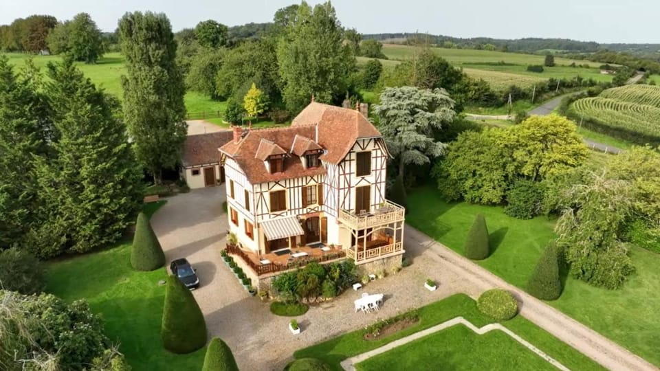 Domaine des Thomins Hotel in Normandy