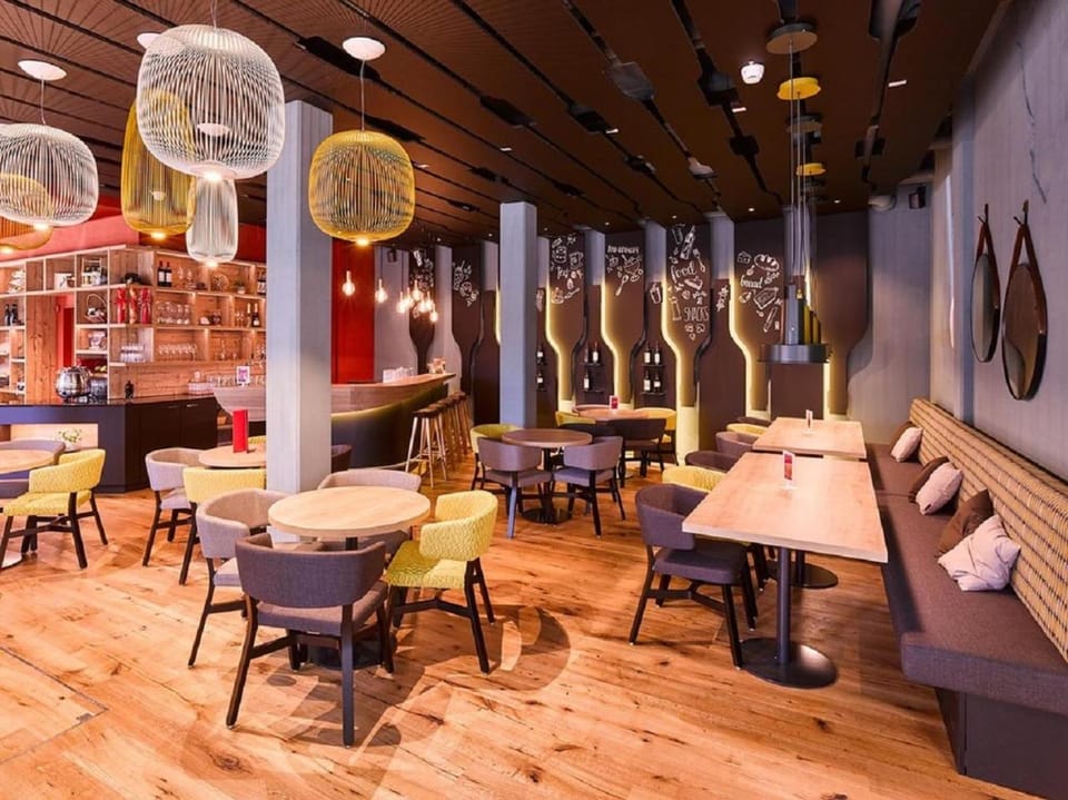 Bar/lounge