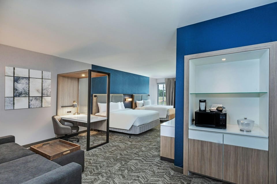 Suite room