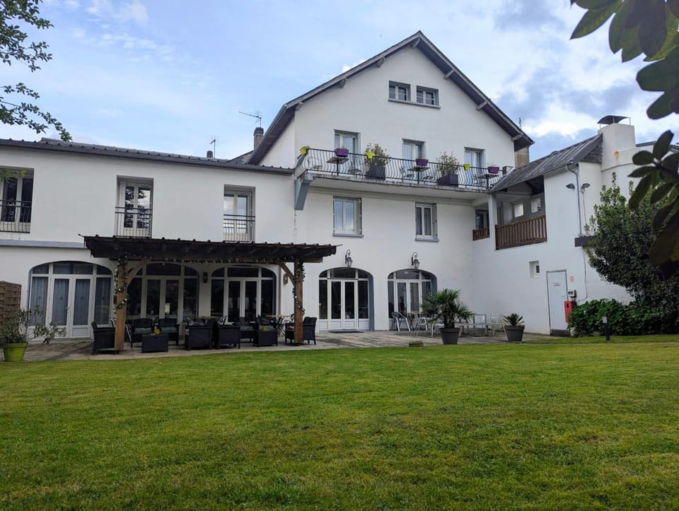 Hotel de l'Ours Hotel in Nouvelle-Aquitaine