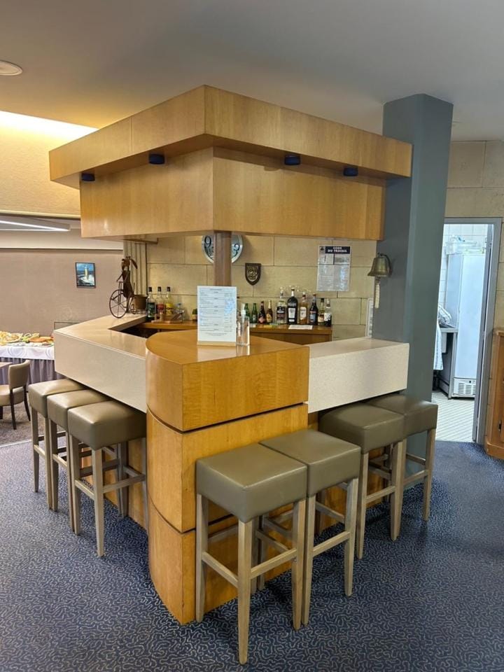 Hotel Dupleix - Hyper centre - Reouverture Hotel in Quimper