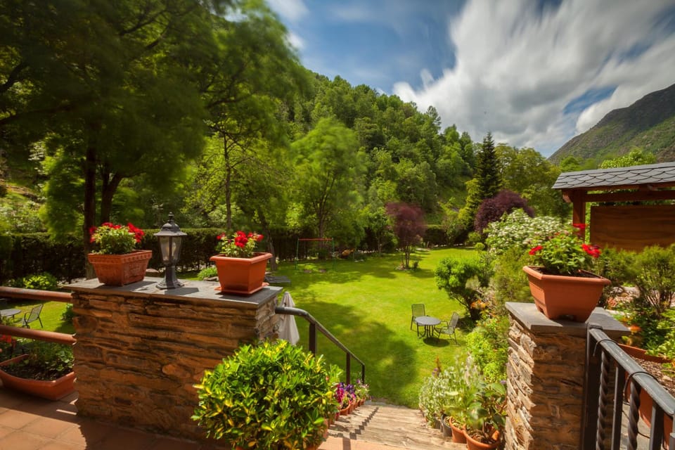Hotel Estanys Blaus Hotel in Catalonia