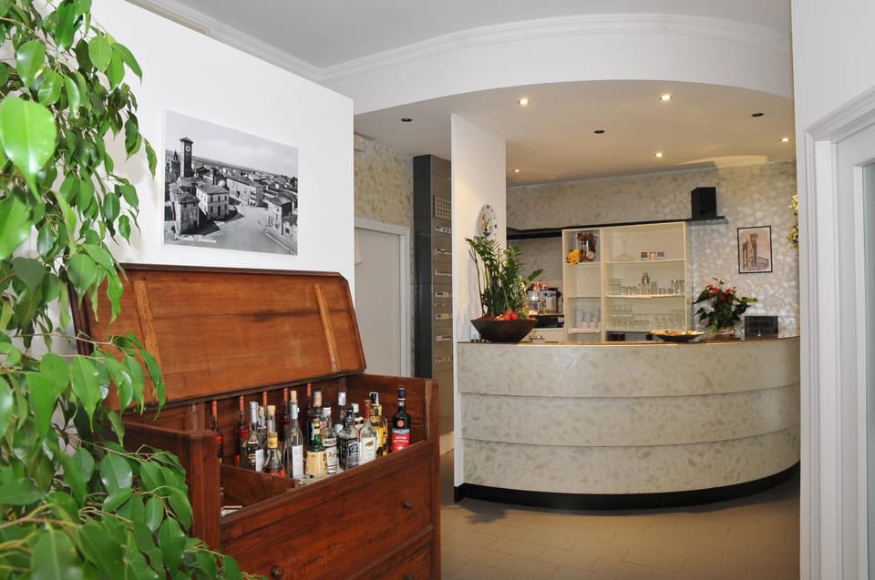 Hotel Mini Palace - Country House Hotel in Emilia-Romagna