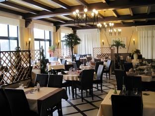 Hotel Restaurant Du Chateau Hotel in Brittany