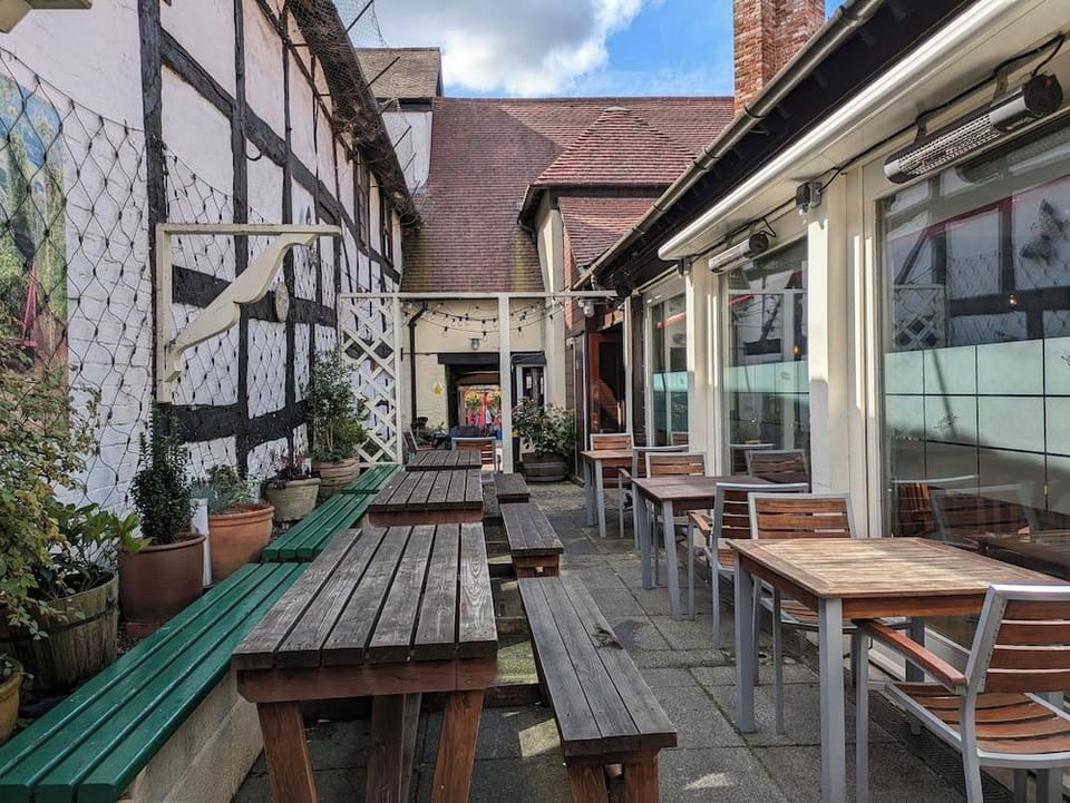Seven Stars Hotel in Malvern Hills District