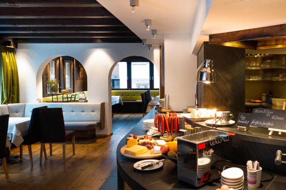 Hotel Sandhof Hotel in Lech