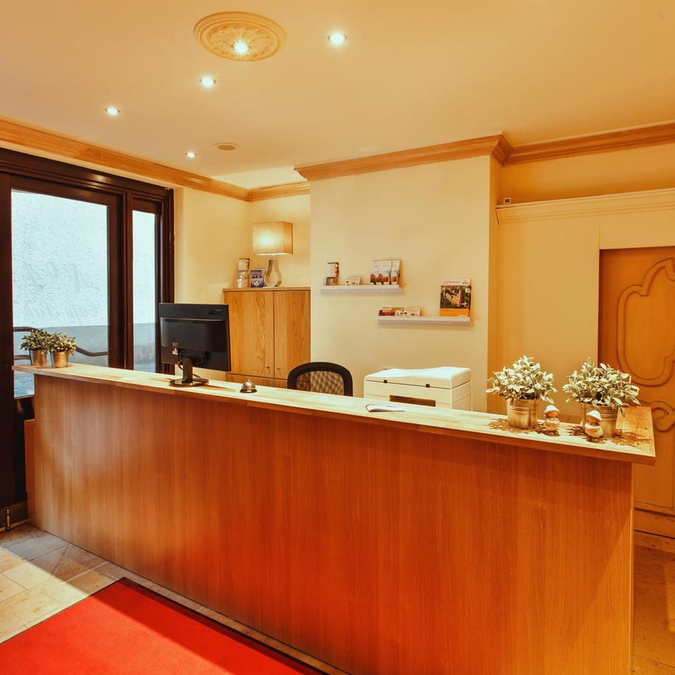 Hotel Thuringer Hof Hotel in Thuringia, Germany