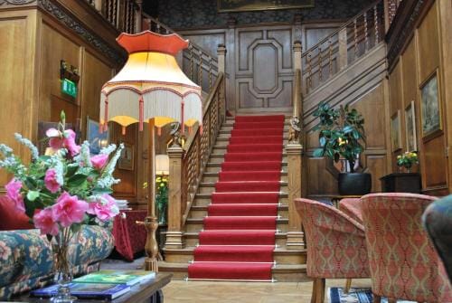 Lands of Loyal hotel Hotel in Scotland