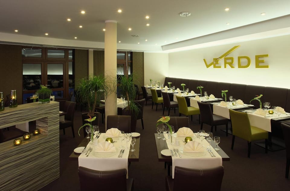Trans World Hotel Kranichhohe Hotel in Rhineland-Palatinate