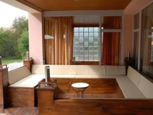 Logis Hotels La Cremaillere Hotel in Provence-Alpes-Côte d'Azur