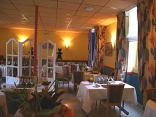 Logis Hotel Restaurant Le Vedaquais Hotel in Centre-Val de Loire