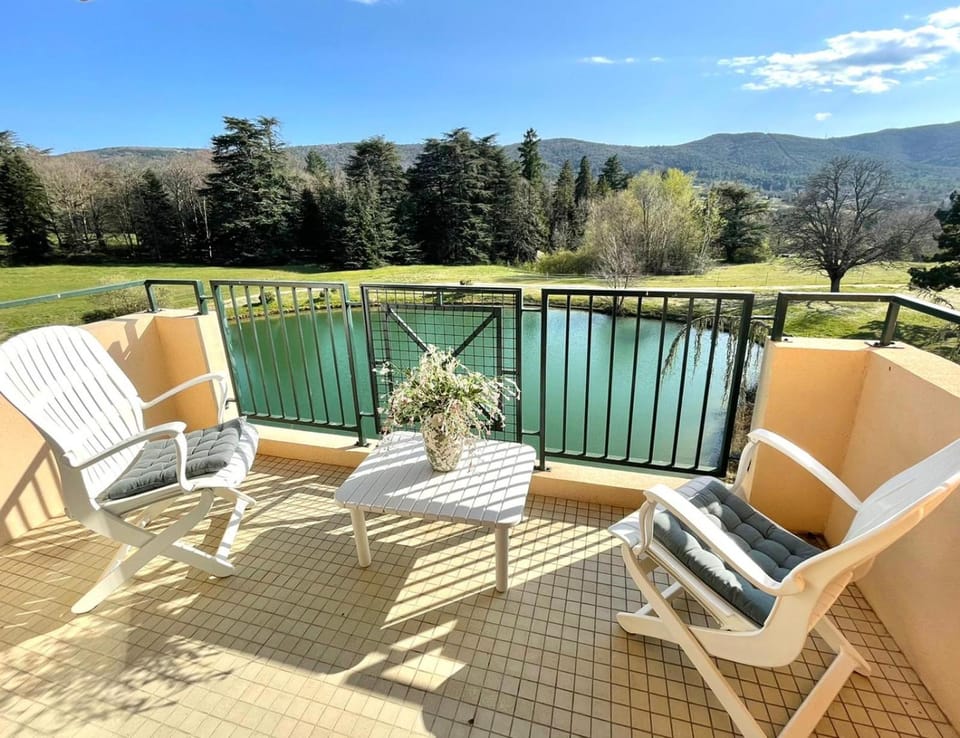 Domaine Les Sources de Dieulefit Hotel in Dieulefit
