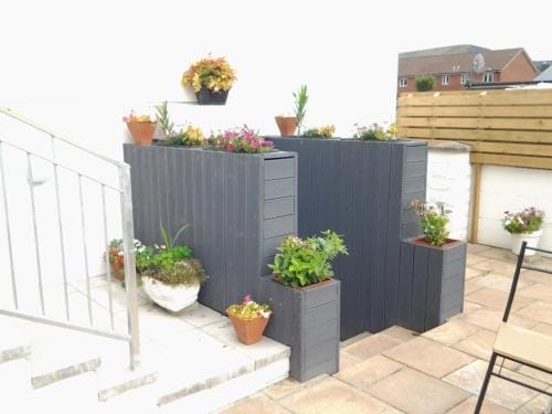 Lady Charlotte Guest rooms triple rooms Motel in Merthyr Tydfil