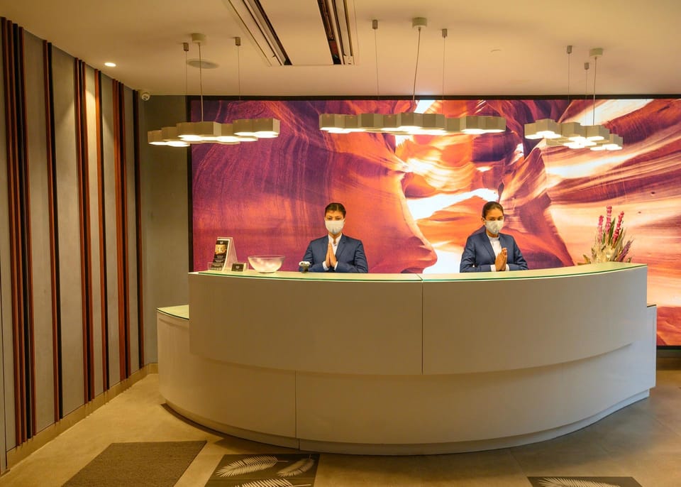 NX HOTEL Hotel in Kolkata
