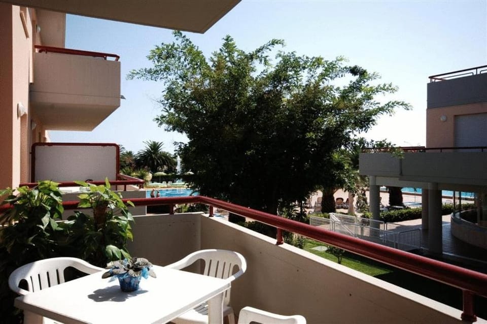 IHR Residence Hotel Le Terrazze Apartment hotel in Grottammare