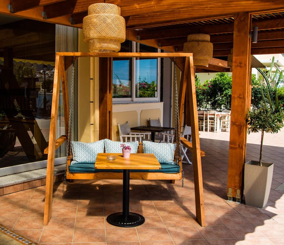 Theano Hotel Hotel in Poros