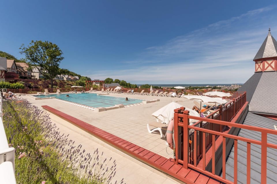 Pierre & Vacances Premium Residence & Spa Houlgate Apartment hotel in Houlgate